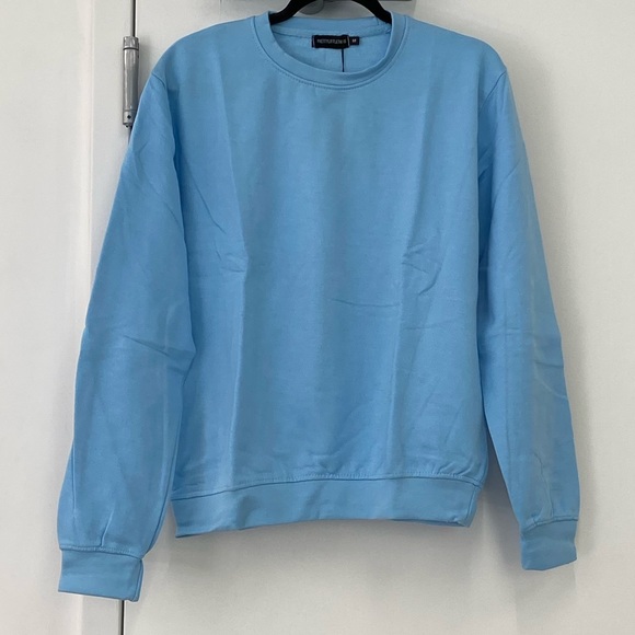 NWT Pretty Little Thing Ultimate Oversized Sweater Light Blue - Size M - Picture 3 of 5